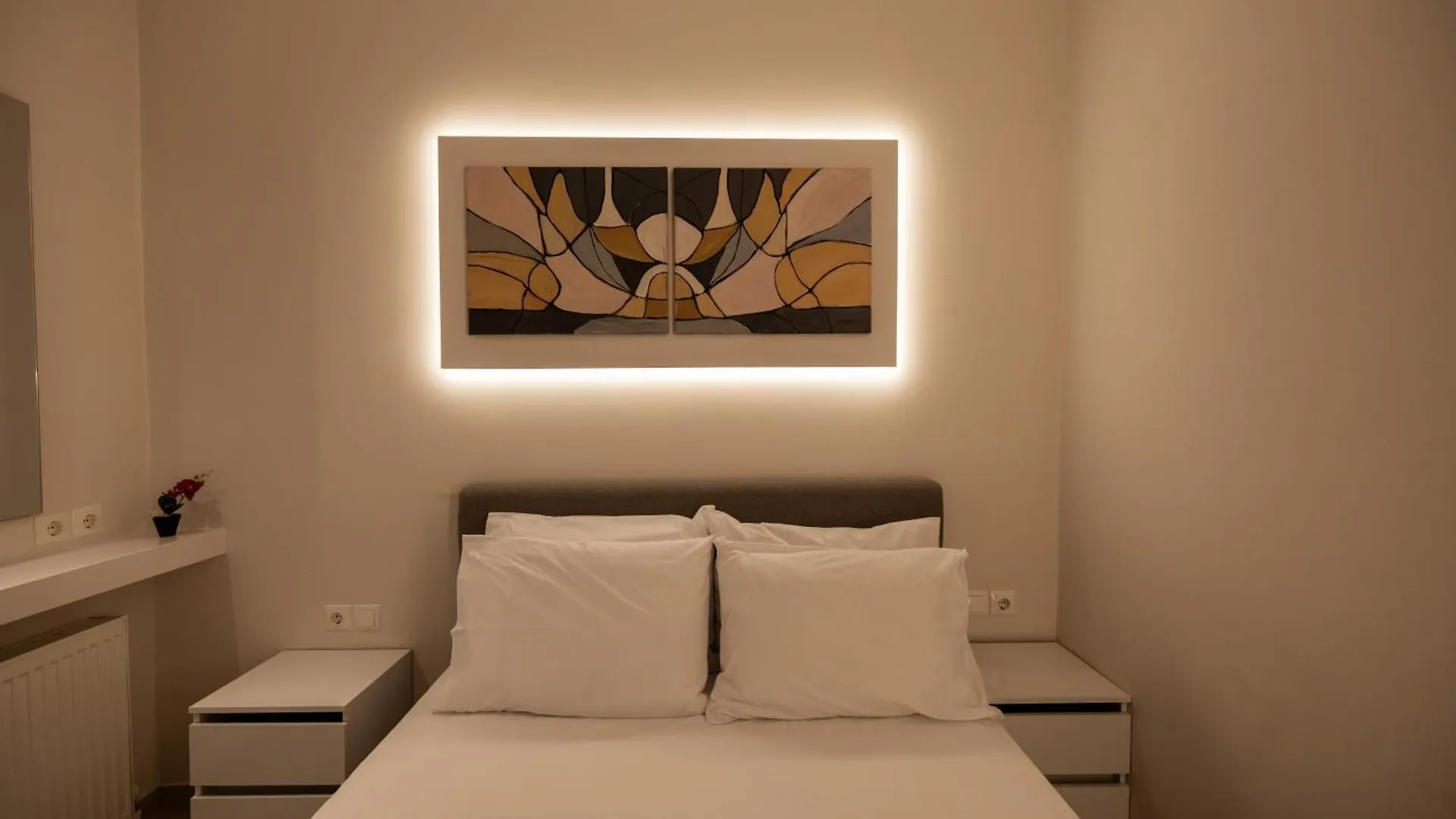 Urban Luxury By Infox Suites Салоники 0*,