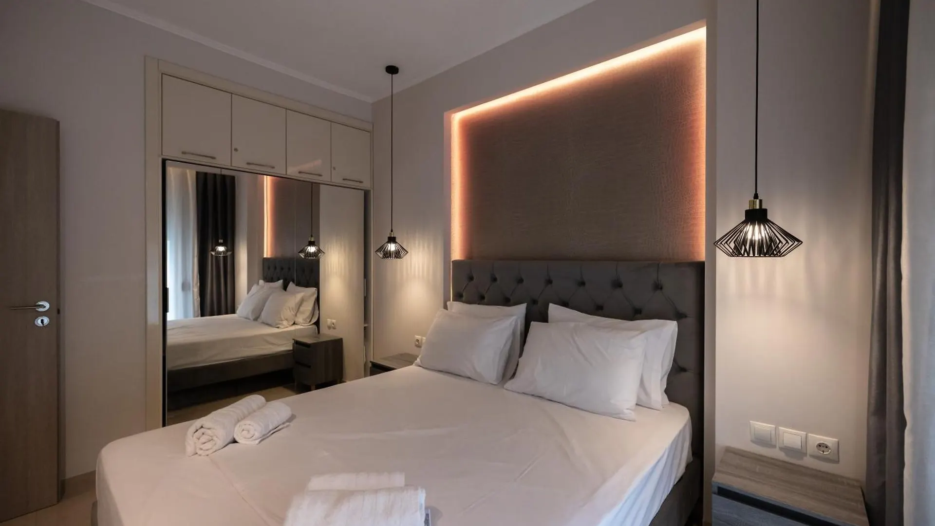 Апартаменты Urban Luxury By Infox Suites Салоники Греция